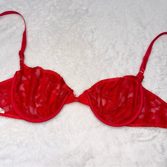 Vintage! Victoria’s Secret Red Lace Bra! - Picture 6 of 7